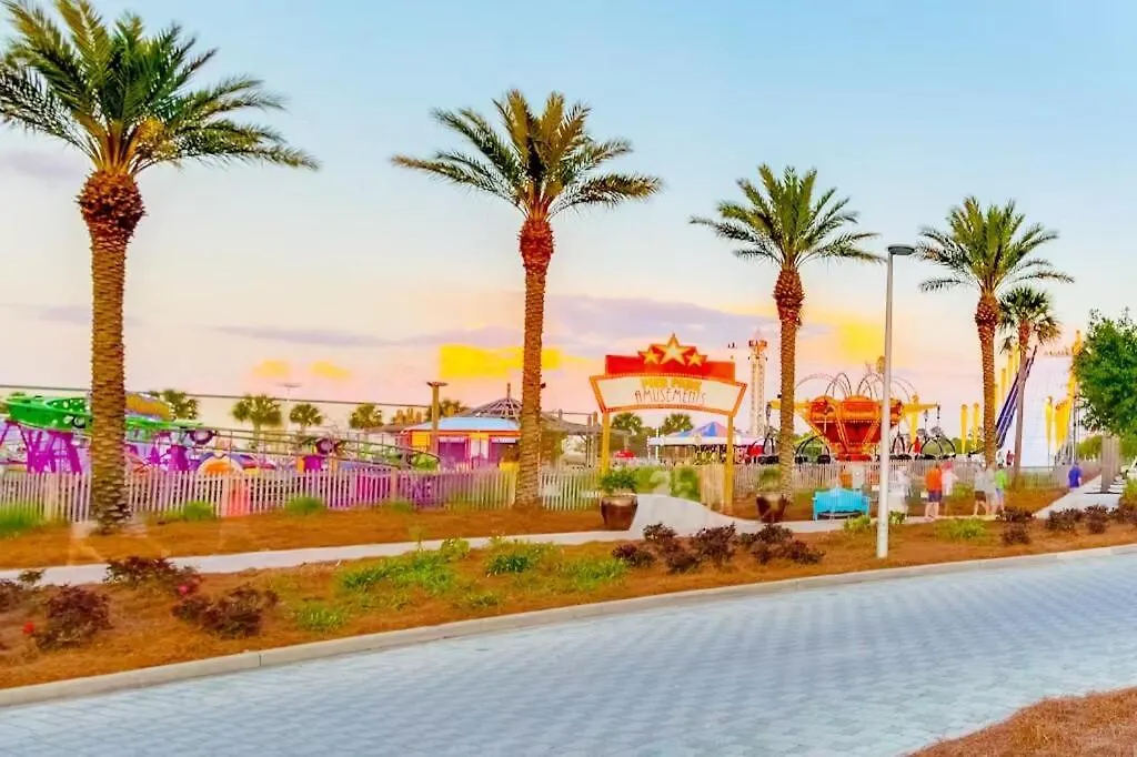 Daire Front Beach Condo At Tidewater Resort, Pcb Panama City Beach ABD